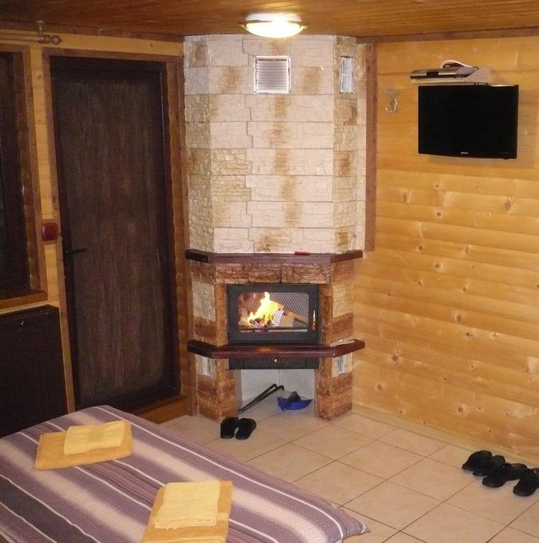 Guest House Chobaka Trigrad Eksteriør billede